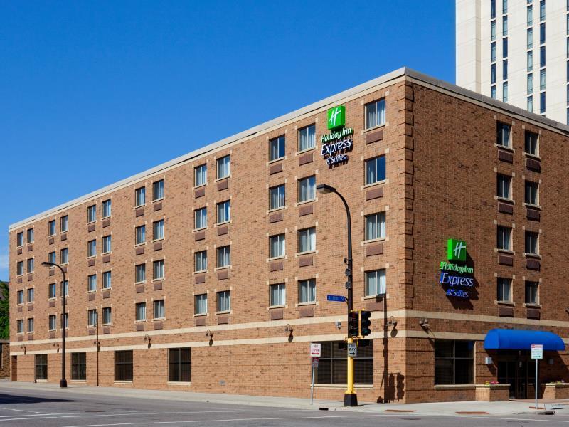 Holiday Inn Express Hotel & Suites Minneapolis-Downtown Convention Center By Ihg Экстерьер фото