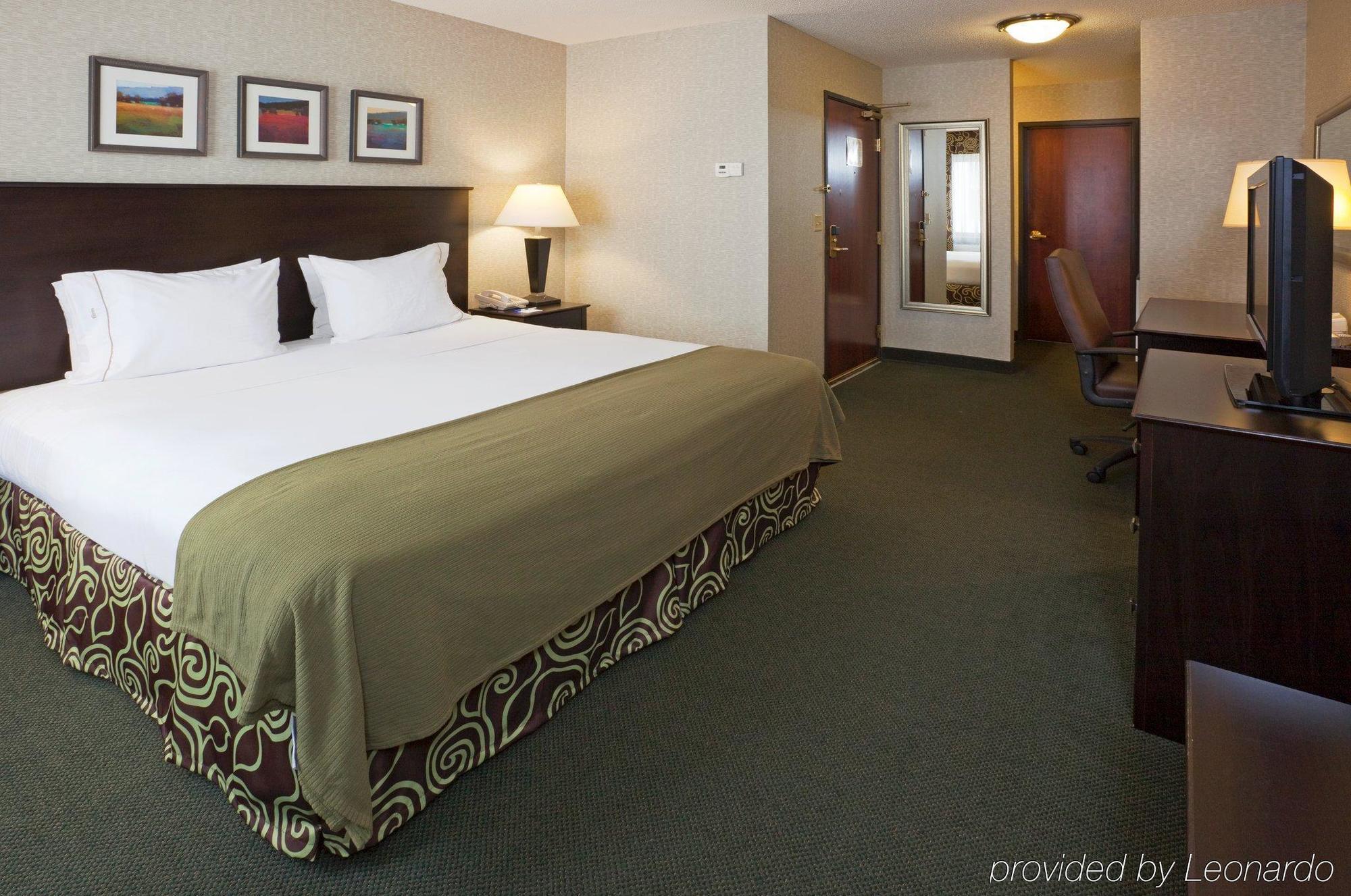 Holiday Inn Express Hotel & Suites Minneapolis-Downtown Convention Center By Ihg Экстерьер фото