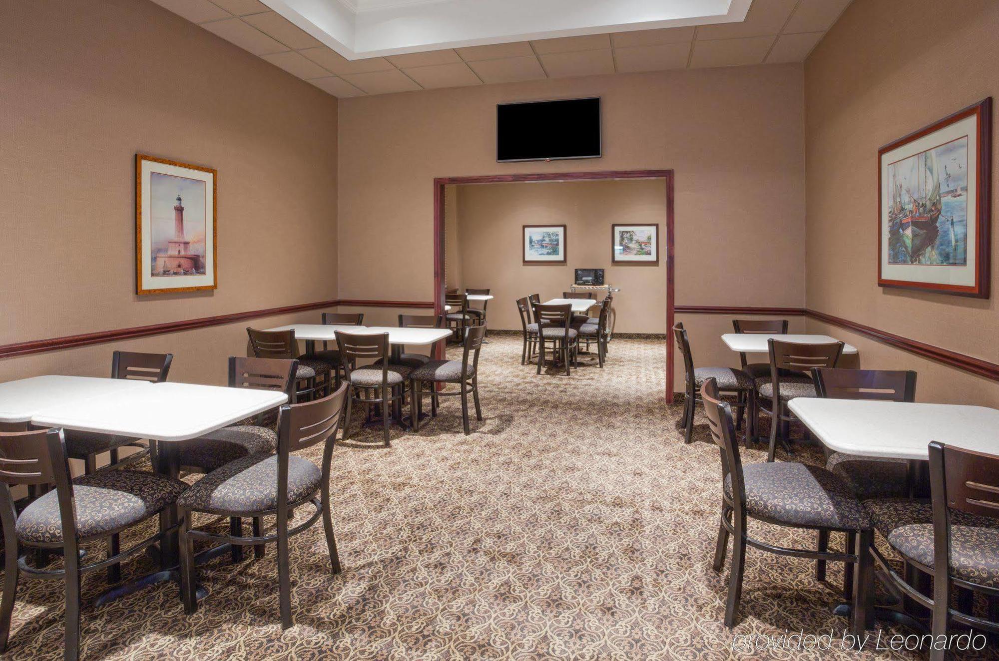 Holiday Inn Express Hotel & Suites Minneapolis-Downtown Convention Center By Ihg Экстерьер фото