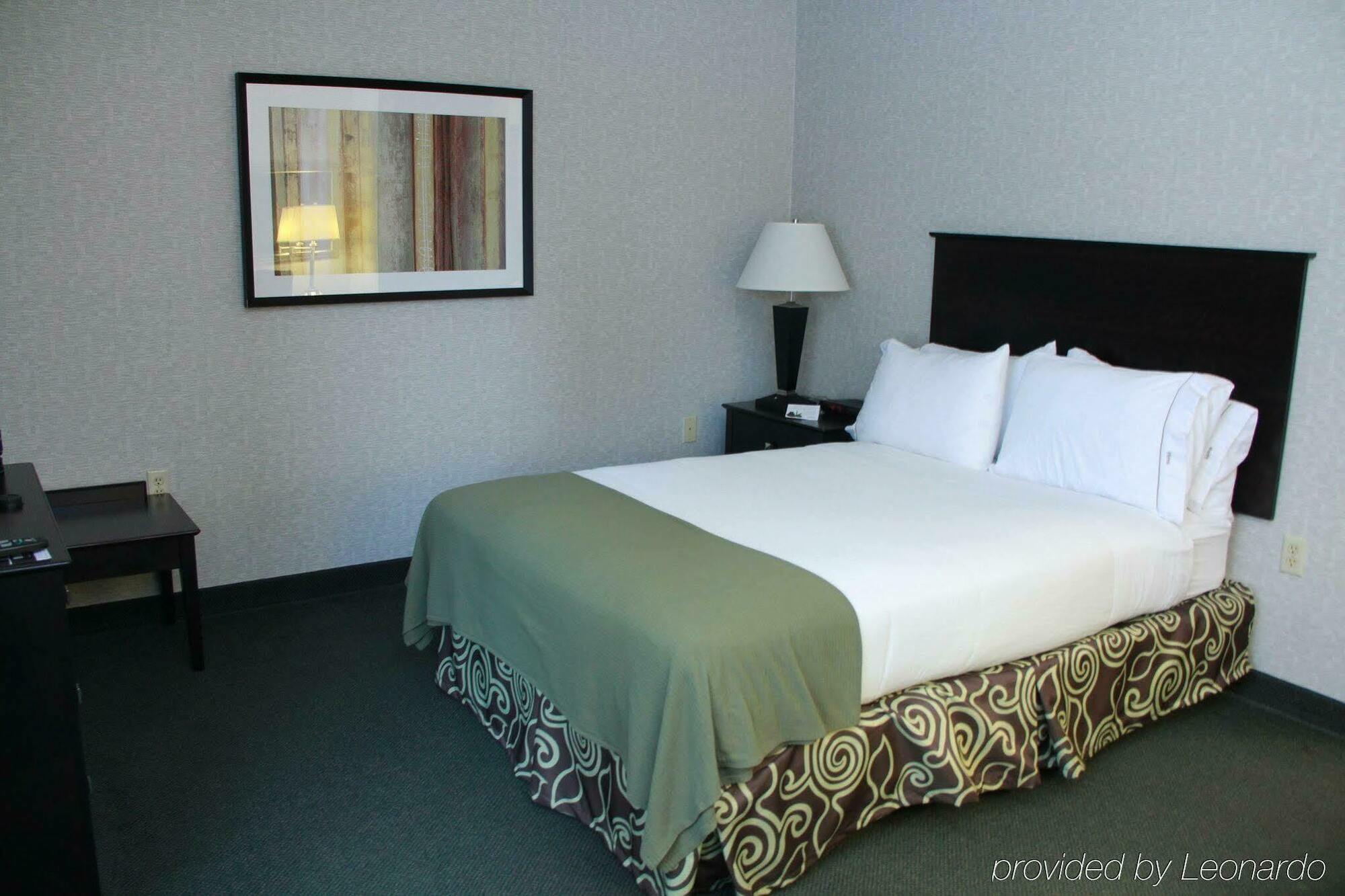 Holiday Inn Express Hotel & Suites Minneapolis-Downtown Convention Center By Ihg Экстерьер фото